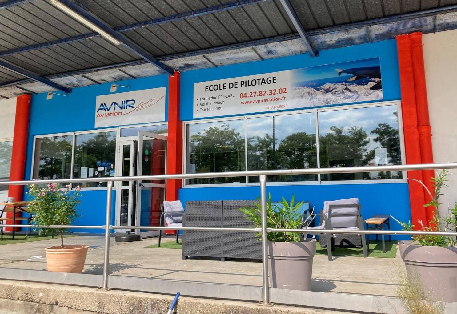 Avnir Aviation à l'aéroport de Lyon-Bron