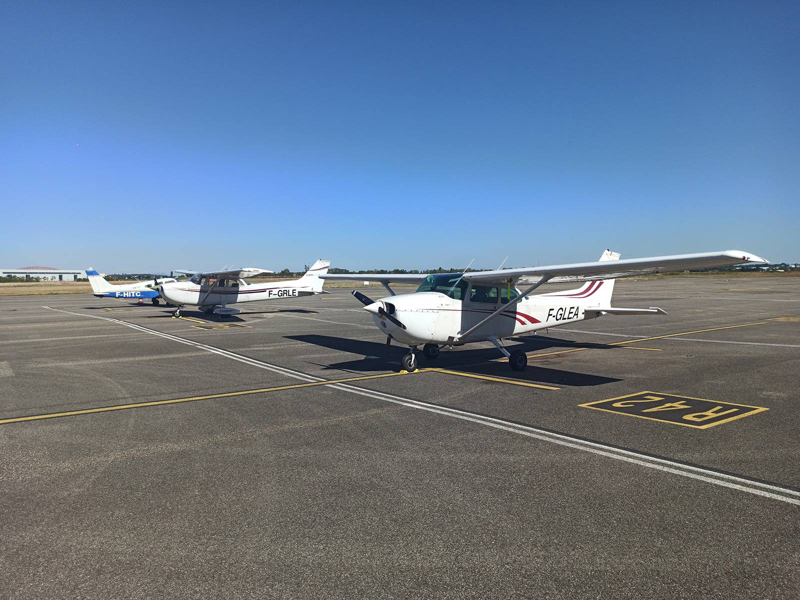 Location d'avion privé Lyon avion avec ou sans pilote Avnir