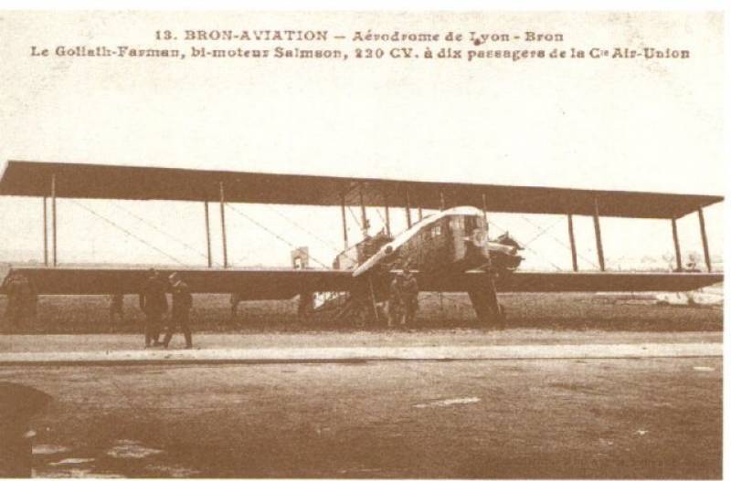 Brève histoire de l'aéroport de Bron 1/5