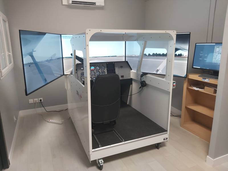 Simulateur de vol 1 Heure avec instructeur