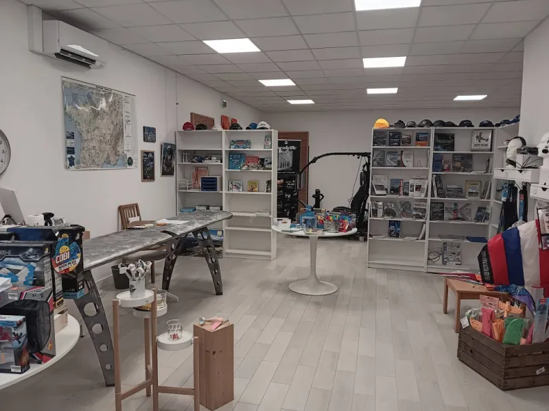 Boutique aéronautique Bron Côté Piste