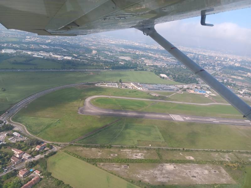 Idée Cadeau Fête des Pères : Offrez un Vol Inoubliable avec Avnir Aviation