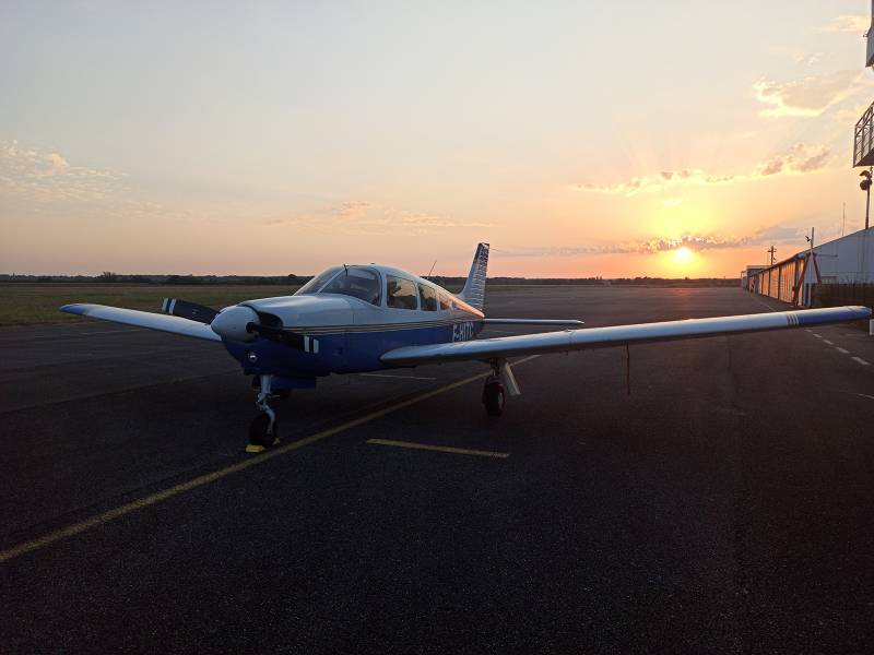 Location avion privé Piper PA28R201 ARROW III - Train rentrant / Pas variable