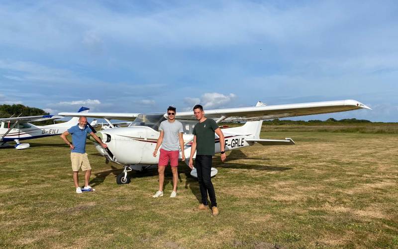 Arrivée au terrain de Belle-Ile