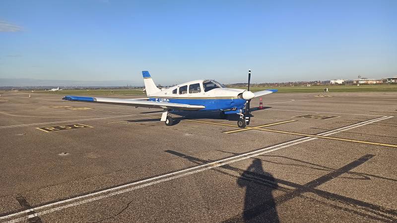 Location avion privé Piper PA28R201 ARROW III - Train rentrant / Pas variable