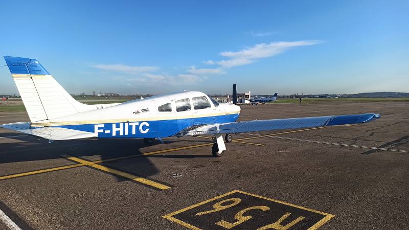 Location avion privé Piper PA28R201 ARROW III - Train rentrant / Pas variable